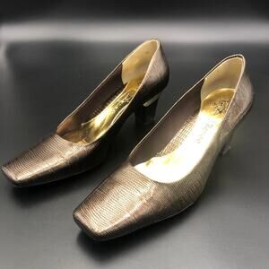J. Renee Muted Gold Faux Snake Print Heels, Women's Size 8M/EUR 38.5